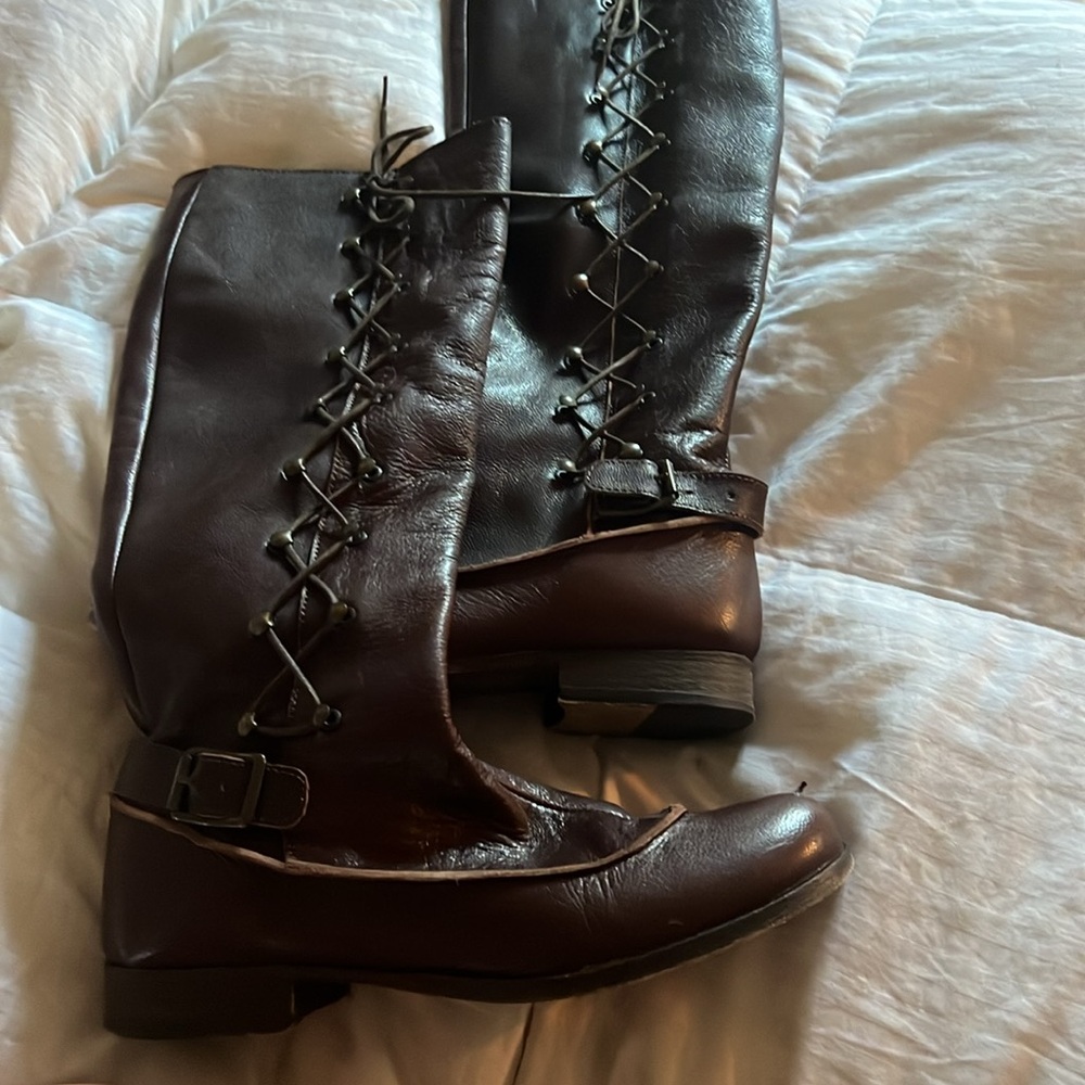 Vero Cuoio Chocolate Brown Boots
